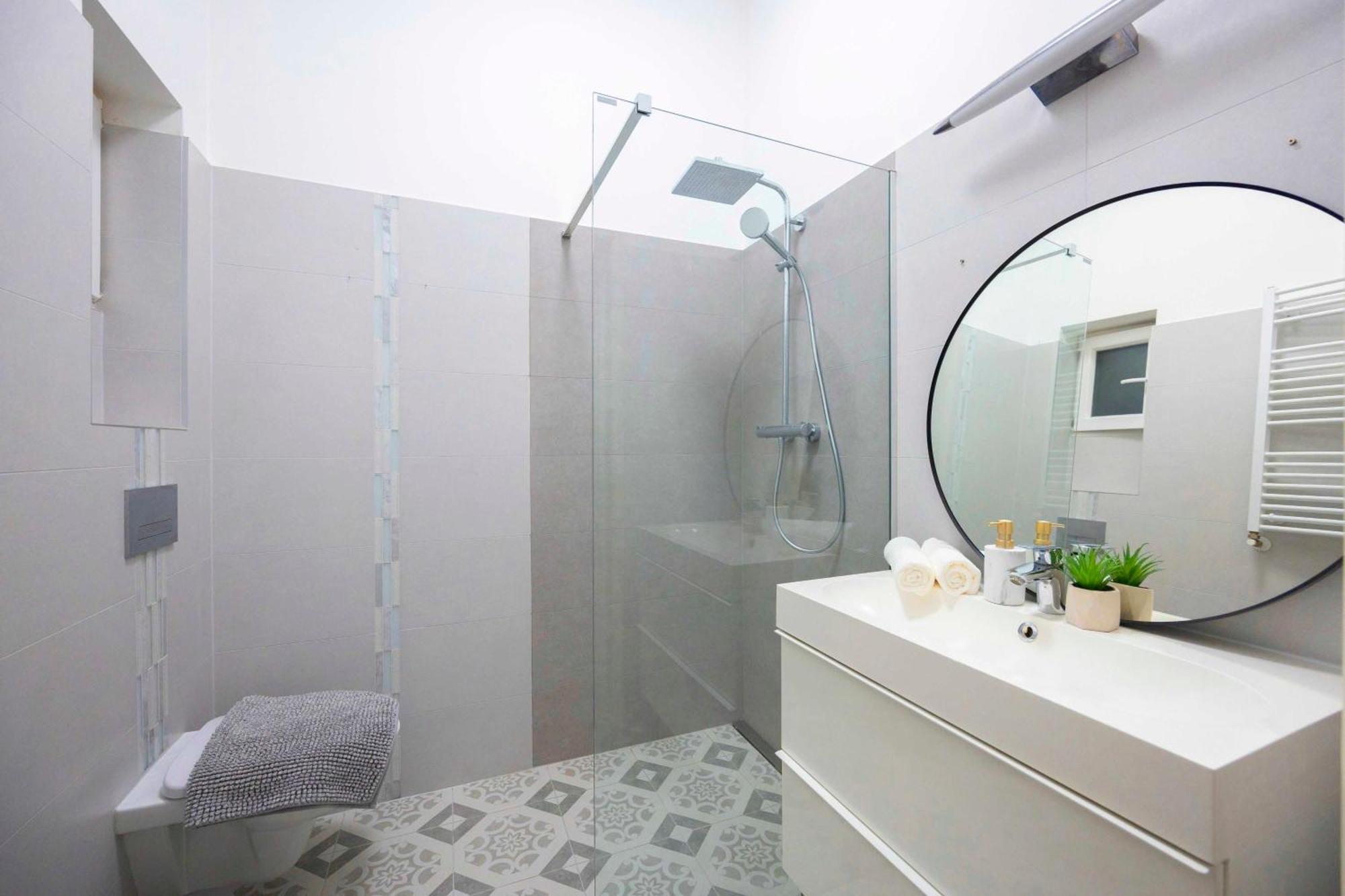 Exclusive & Spacious Central Residence W/ 4Bedrm 2Bathrm Budapešť Exteriér fotografie